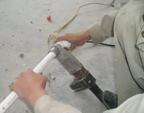 魏都漏水维修电话